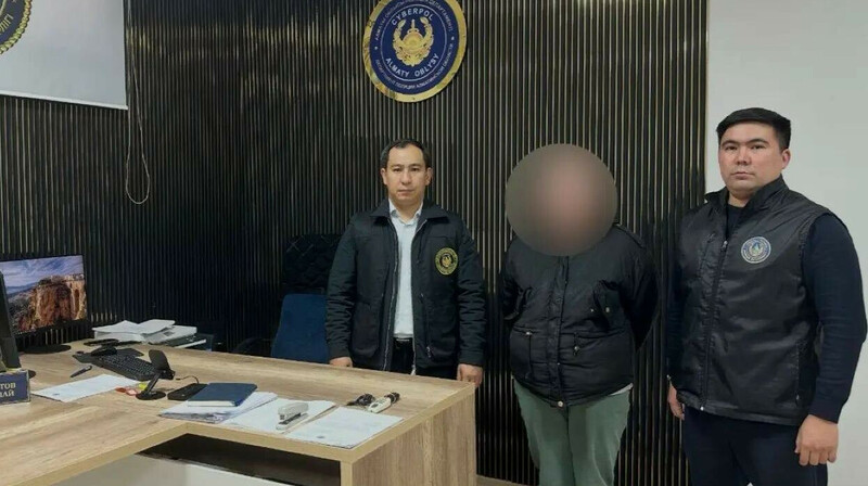 Собирала деньги на лечение умершего ребёнка: подозреваемую в мошенничестве задержали в Конаеве
