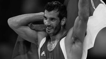 Скончался легенда вольной борьбы Бувайсар Сайтиев