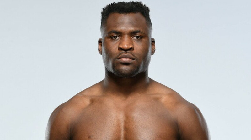Бывший чемпион UFC Франсис Нганну насмерть сбил 17-летнюю девушку