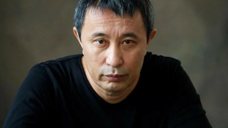Казахстанский режиссер Ермек Турсунов покинул страну - что говорят в Антикоре