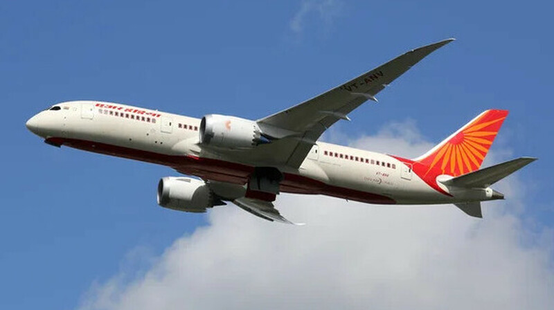 Рейс Air India экстренно вернулся в Пхукет из-за угрозы взрыва