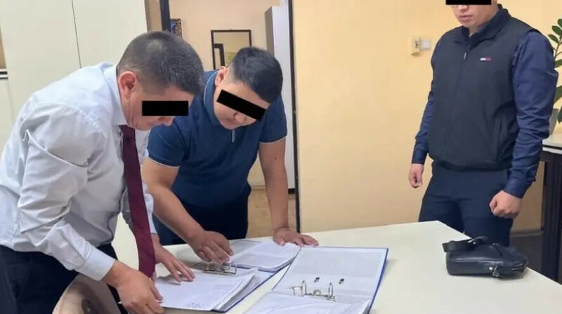 Казахстанских студентов отчислили из кыргызского вуза по итогам проверки ГКНБ