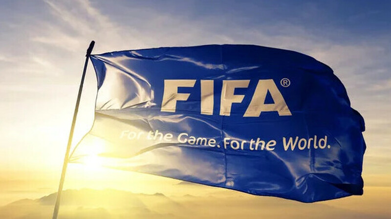 100 мини-футбольных полей установит FIFA в Казахстане