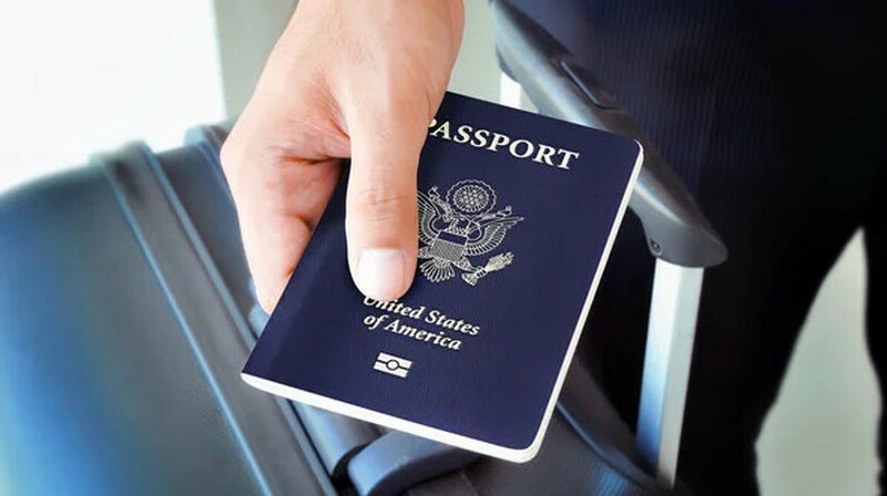 Верховный суд США запретил трансгендерам менять пол в паспорте