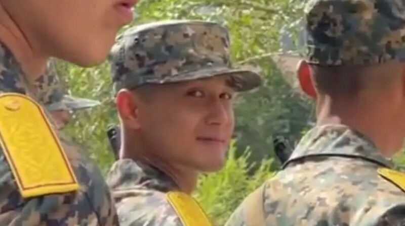 Военнослужащий Ербаян Мухтар вернулся в Казахстан после лечения в Турции