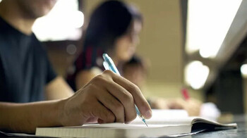 "Полностью онлайн": важную новость сообщили некоторым казахстанским студентам